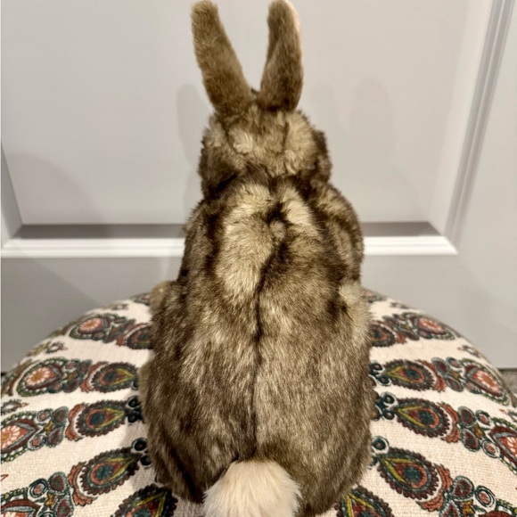 Realistic Rabbit Hand Puppet - Picture 4 of 6